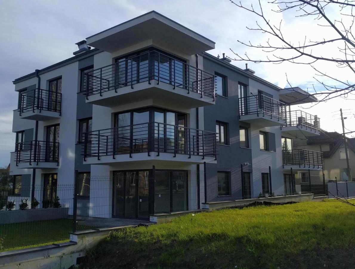 Apartment Sloneczna 42 *
